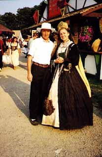 Kaziu z krolowa Anglii.jpg (21249 bytes)